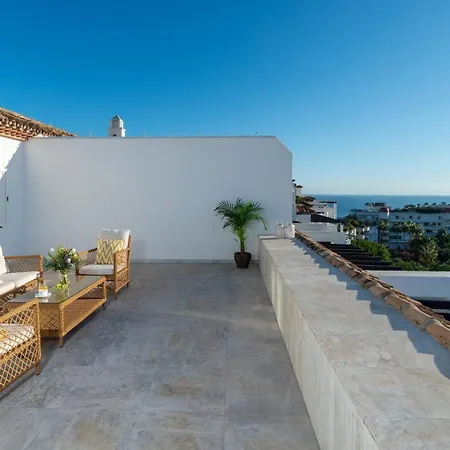 Official Playas Del Duque Apartment Marbella
